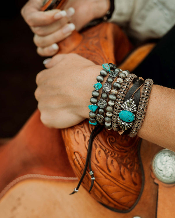 SEVENTEEN着用[CEACE PEACE] COWBOY bracelet (3 COLOR) Cowgirl Confetti High Spirits Cuff